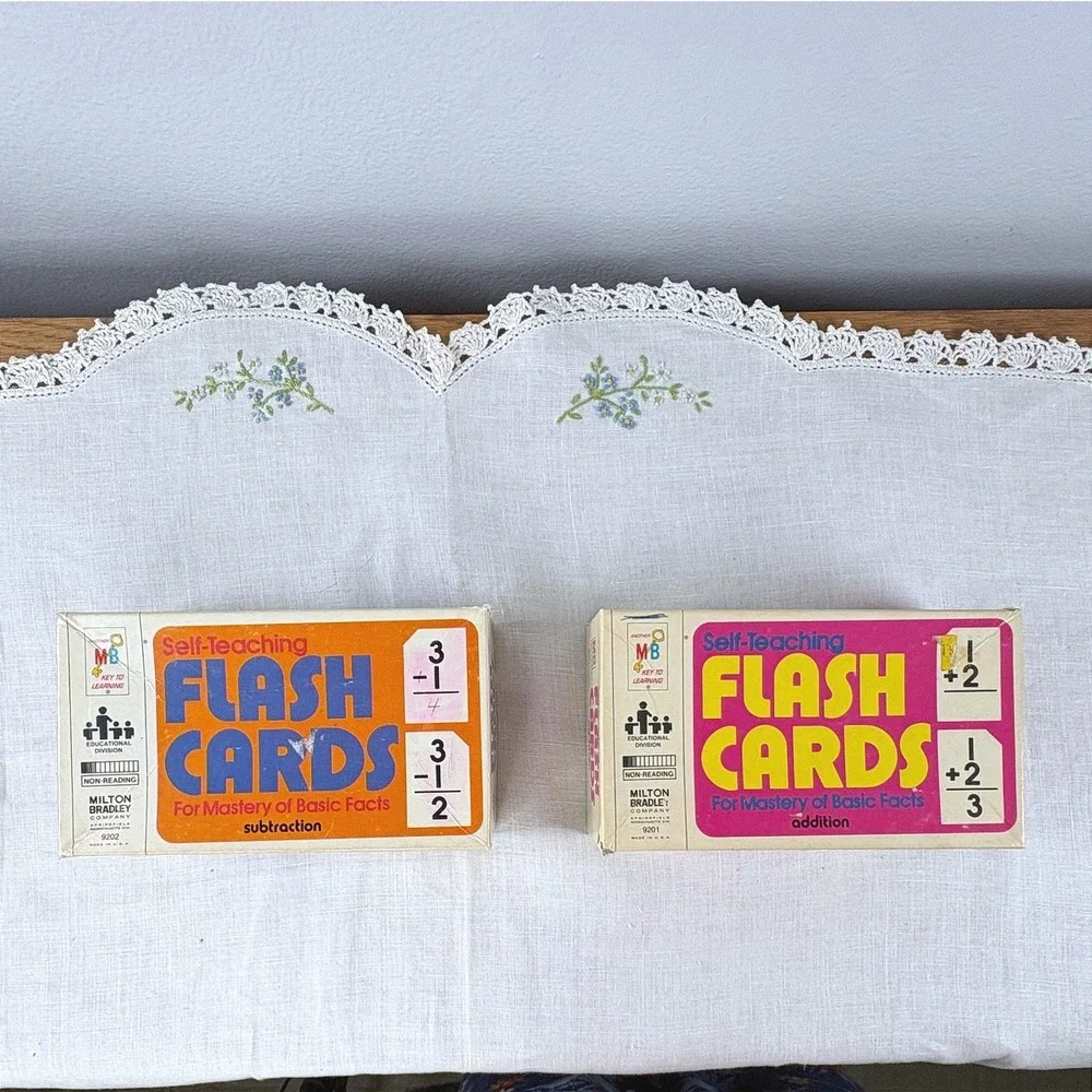 Vintage Milton Bradley Flash Cards Addition Subtraction Math Set 1978